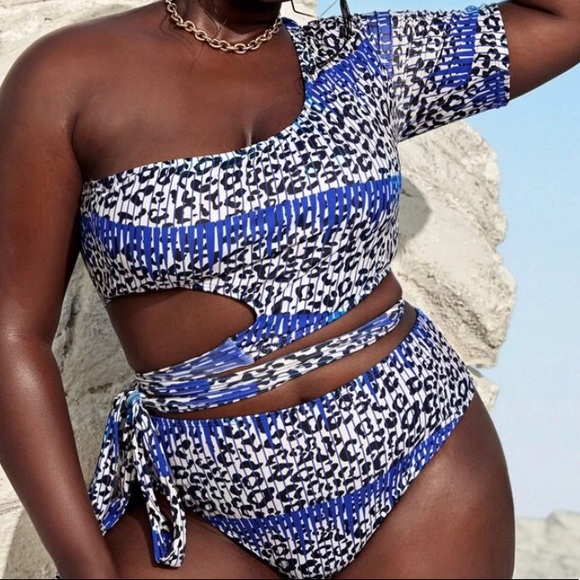 Swimwear wrap top - Picture 2 of 2